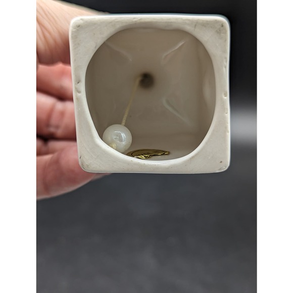 Vintage Small Las Vegas souvenir Ceramic dice bell - Picture 4 of 10